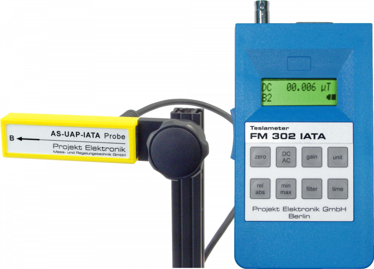 Handheld device Teslameter FM 302 IATA and cuboid magnetic field probe AS-UAP-IATA on tripod